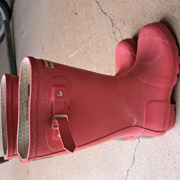 Hunter Red Rain Boots Shoes - Picture 7 of 13